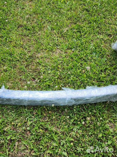 Усилитель заднего бампера jeep grand cherokee wk2