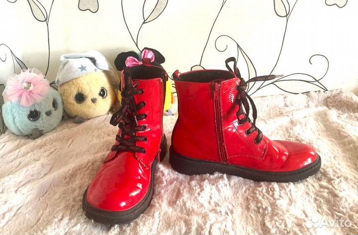 Ботинки для девочки из лаковой кожи 34р