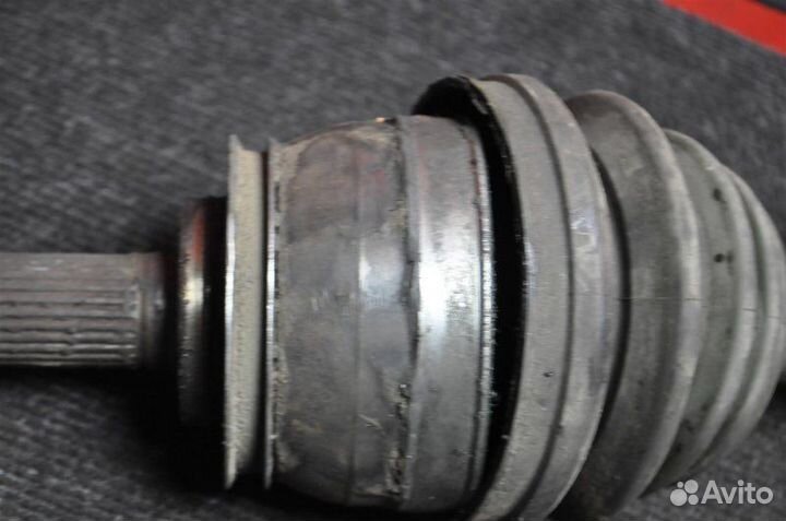 Привод передний левый Nissan Bluebird EU13 SR18DE