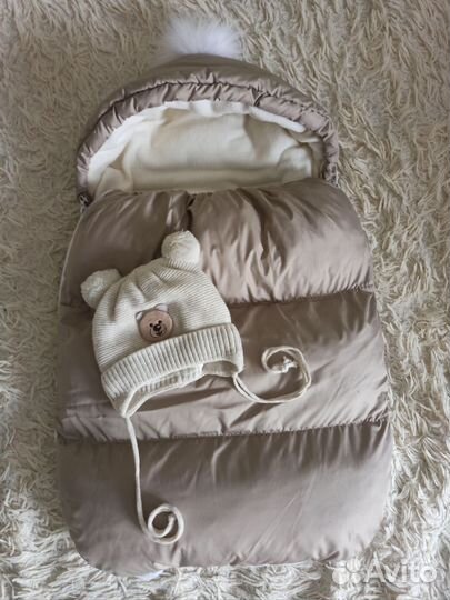 Теплый конверт и шапочка. Детская одежда. Вещи