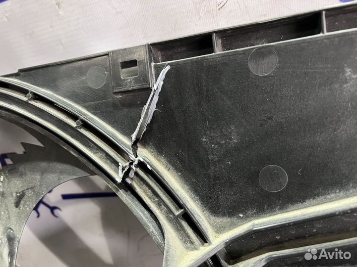 Диффузор вентилятора Toyota Camry V70