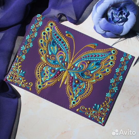 Кожаная обложка для паспорта с росписью Бабочка