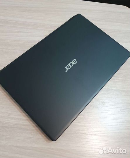 Ноутбук Acer Ryzen 5 3500U, Radeon 540X, 12gb озу