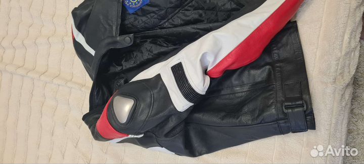 Мотокуртка кожаная мужская