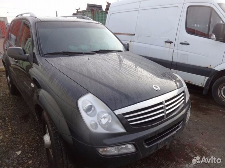 SsangYong Rexton 2001-2012 на запчасти