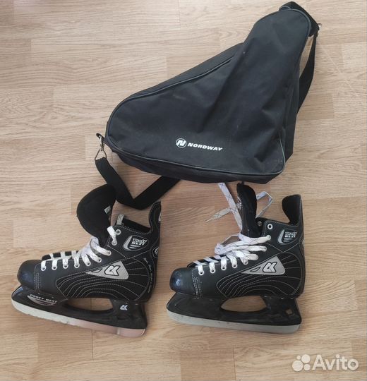 Коньки хоккейные 43 размер