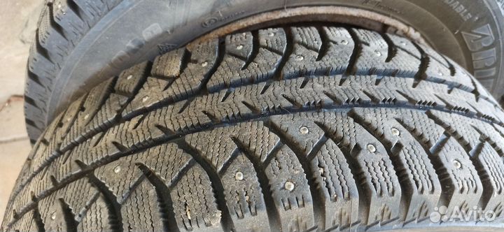 Bridgestone Ice Cruiser 7000 175/65 R14 82T