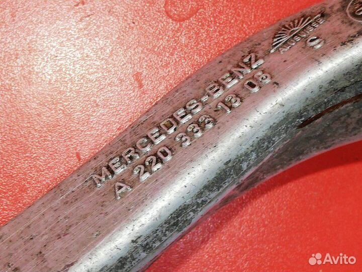 Рычаг подвески нижний передний левый Mercedes-Benz