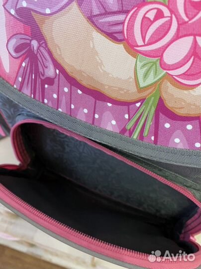 Рюкзак / школьный ранец / портфель