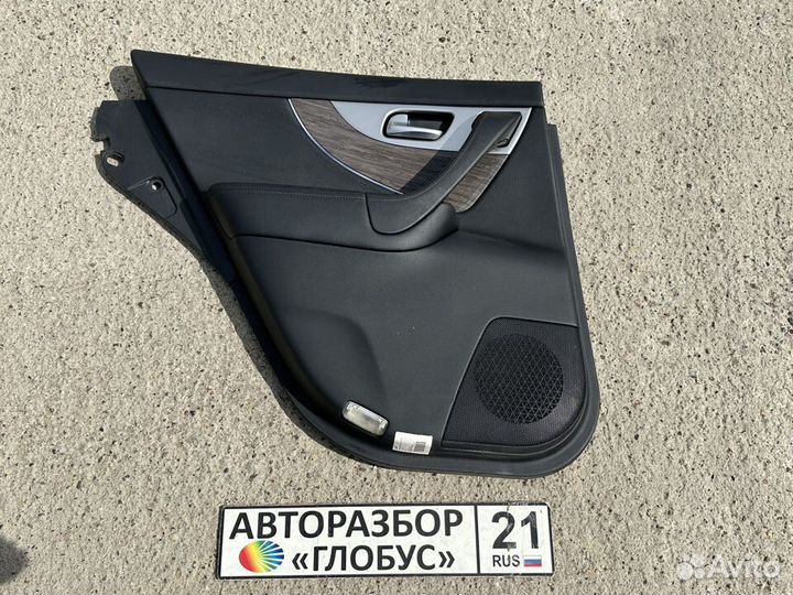 Обшивка двери левой задней инфинити QX 70