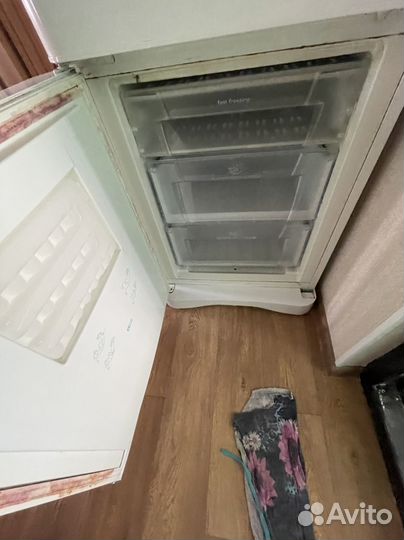 Холодильник