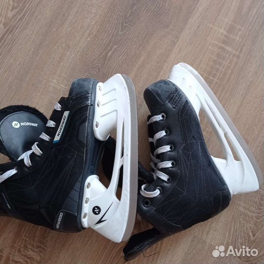 Коньки детские 35 и 36