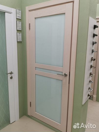 Дверь межкомнатная с витрины 800х2000