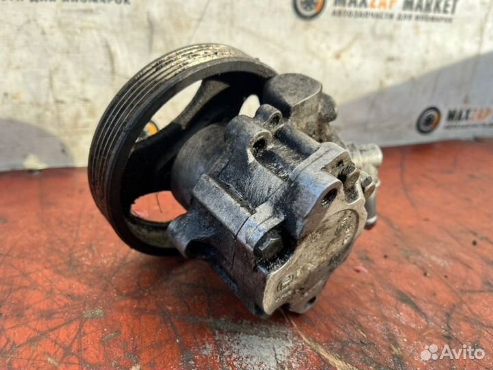 Насос гидроусилителя Chevrolet Niva 1.7 2006