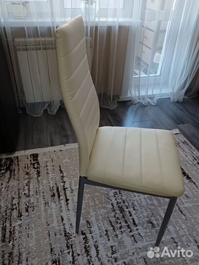 Столы и стулья для кухни новые бу