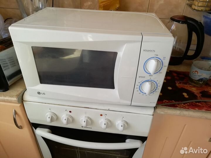 Микроволновка lg ms1724w