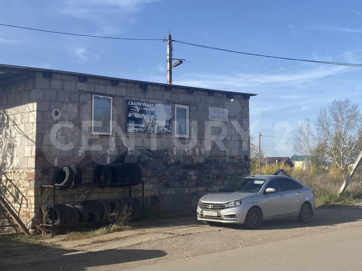 Гараж, > 30 м²