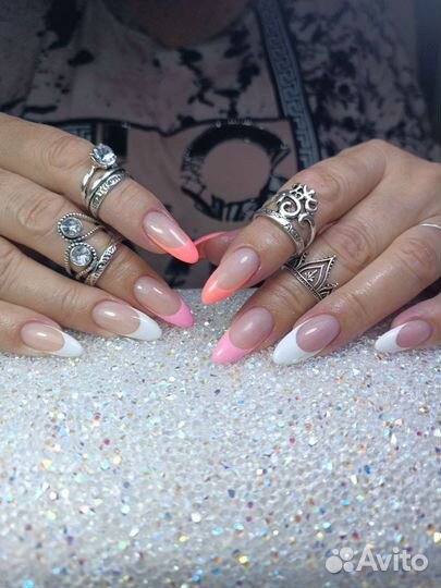 Маникюр педикюр