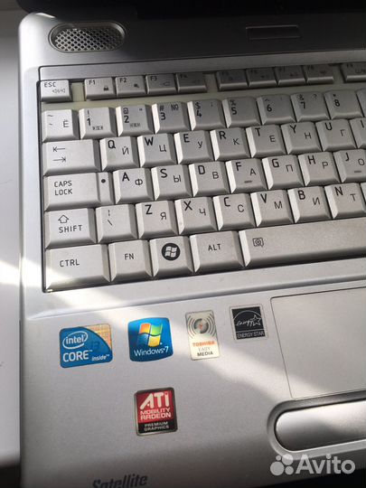 Ноутбук Toshiba satellite l500 1WP