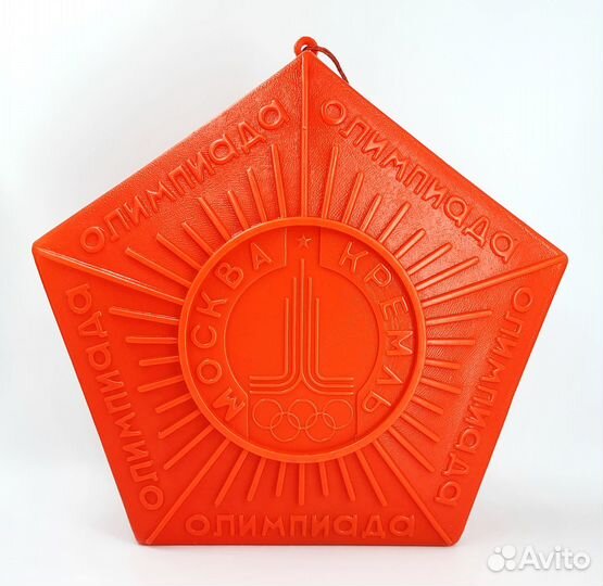 Новогодний подарок Кремлевская елка Олимпиада 1980