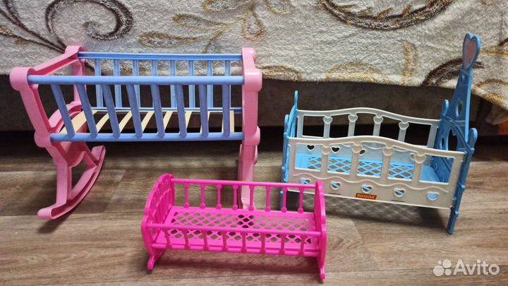 Кроватки для кукол 3 штуки