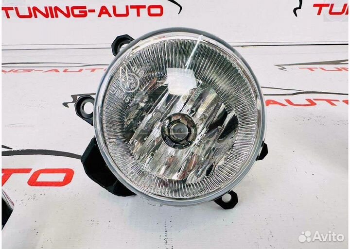 Противотуманные фары Toyota Corolla Fielder Axio 1