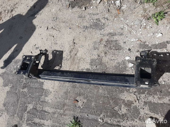 Усилитель перед бампера Шкода Кодиак