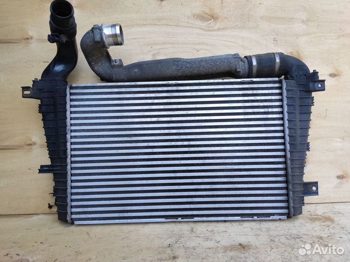 Интеркулер Z19DT на Опель Зафира Б