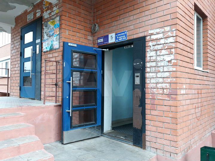 3-к. квартира, 98 м², 1/16 эт.