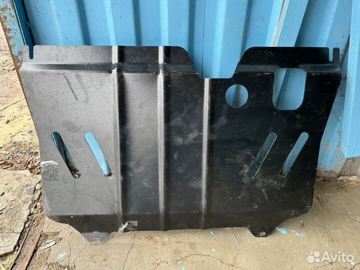 Защита картера Сандеро/Логан Алмера Ларгус