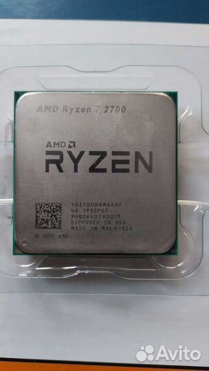 Процессор AMD Ryzen 7 2700