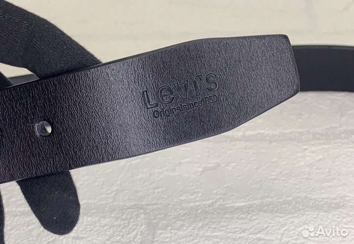 Мужской ремень levis (новая)
