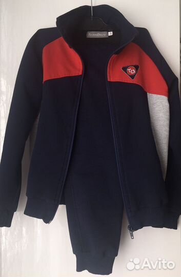 Спортивный костюм на мальчика 134