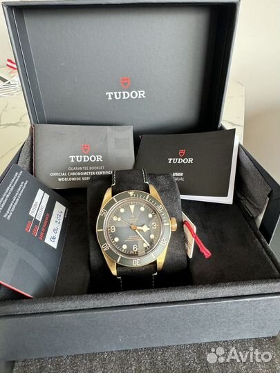 Часы Tudor Black Bay bronze 43mm