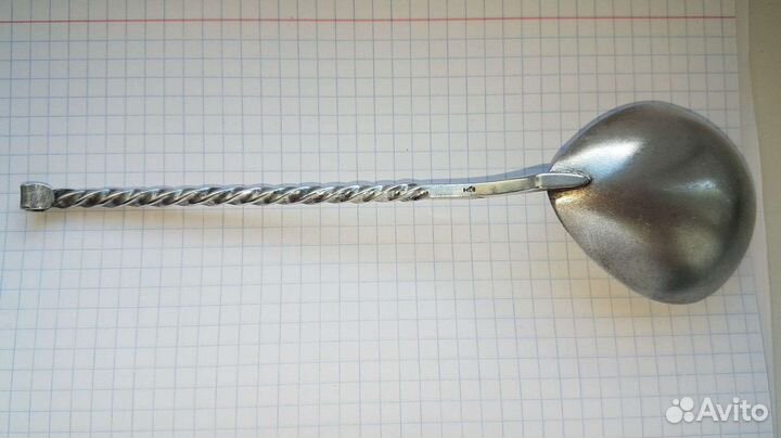 Две винтажные ложки