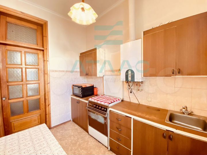 4-к. квартира, 135,4 м², 2/3 эт.