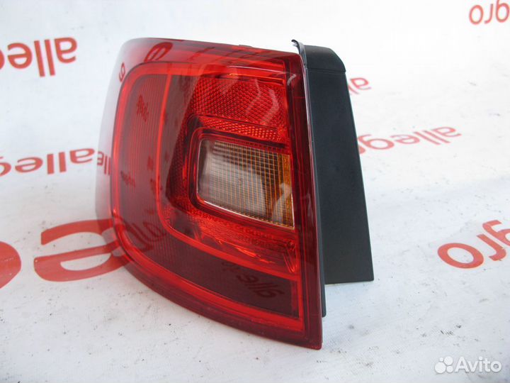 VW Jetta фонарь задний левый 2011-2014