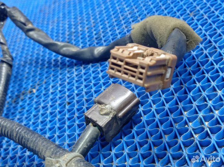 Проводка двери Nissan Cefiro A33 седан VQ20 2000