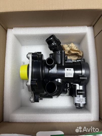 Помпа водяная Skoda Octavia a7 1.8 180 л.с