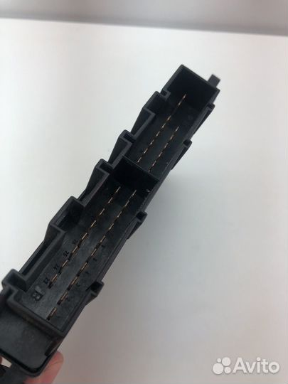 Блок управления парктрониками Мерседес 0295456132