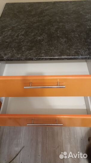 Кухонный шкаф б/у