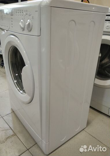 Стиральная машина Indesit wisl 103