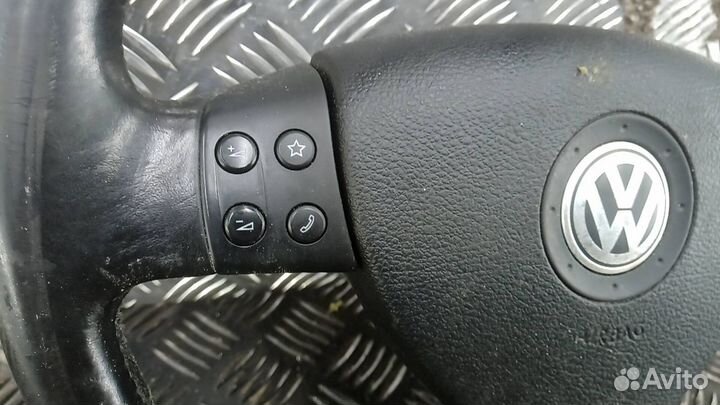 Руль Volkswagen Passat B6 2008