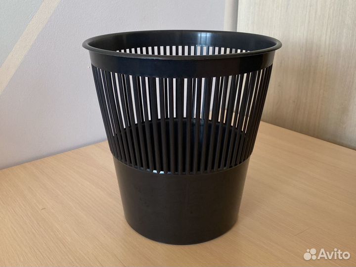 Корзина для бумаг