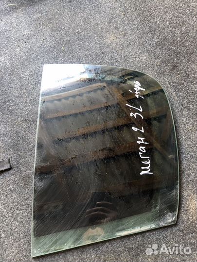 Форточка задняя левая Renault Megane 2