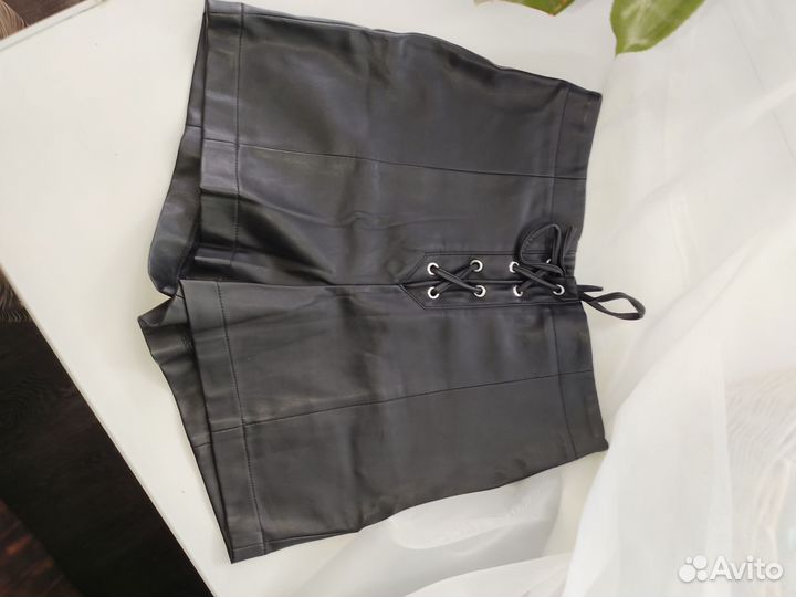 Шорты женские кожаные