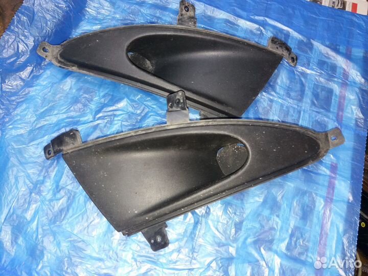 Продаю заглушки птф в передний бампер Hyundai Elan