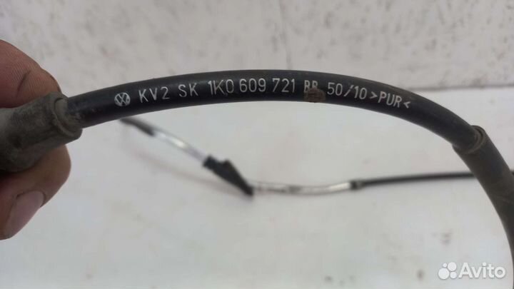 Трос ручника Skoda Octavia A5