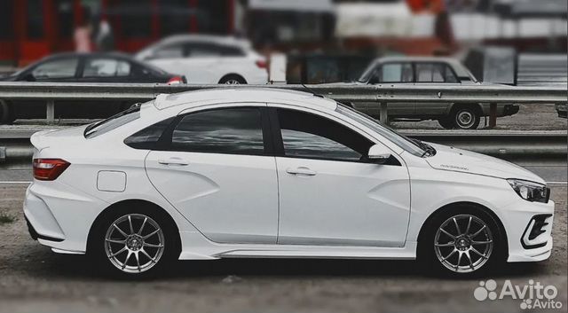 Задние фонари в стиле AUDI с динамикой