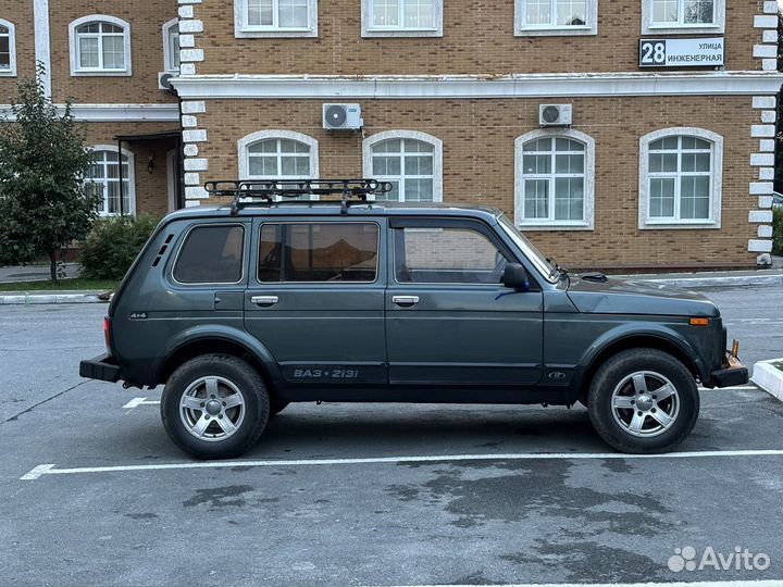 LADA 4x4 (Нива) 1.7 МТ, 2010, 278 000 км